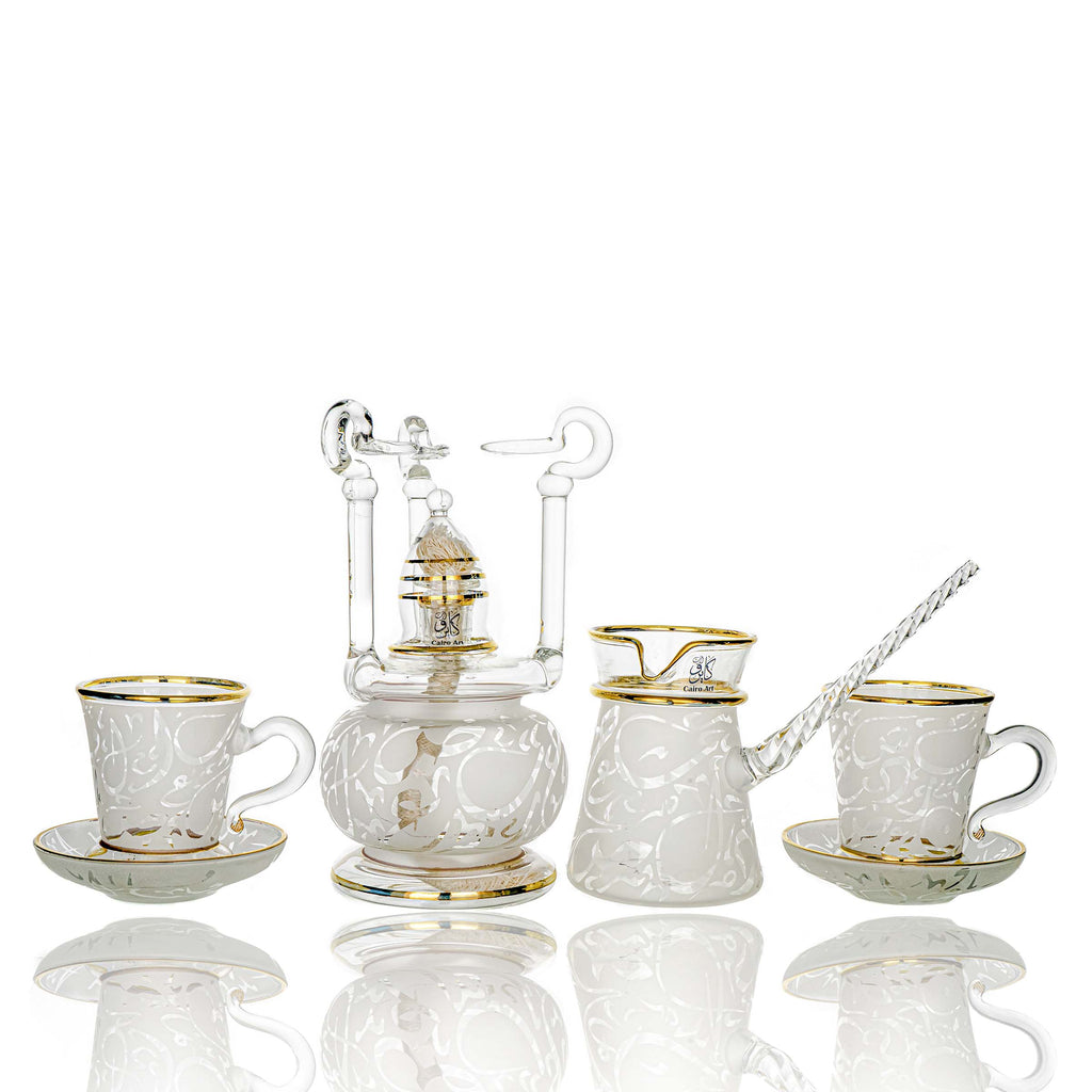 طقم قهوه حروف ابيض دهب اصفر ص