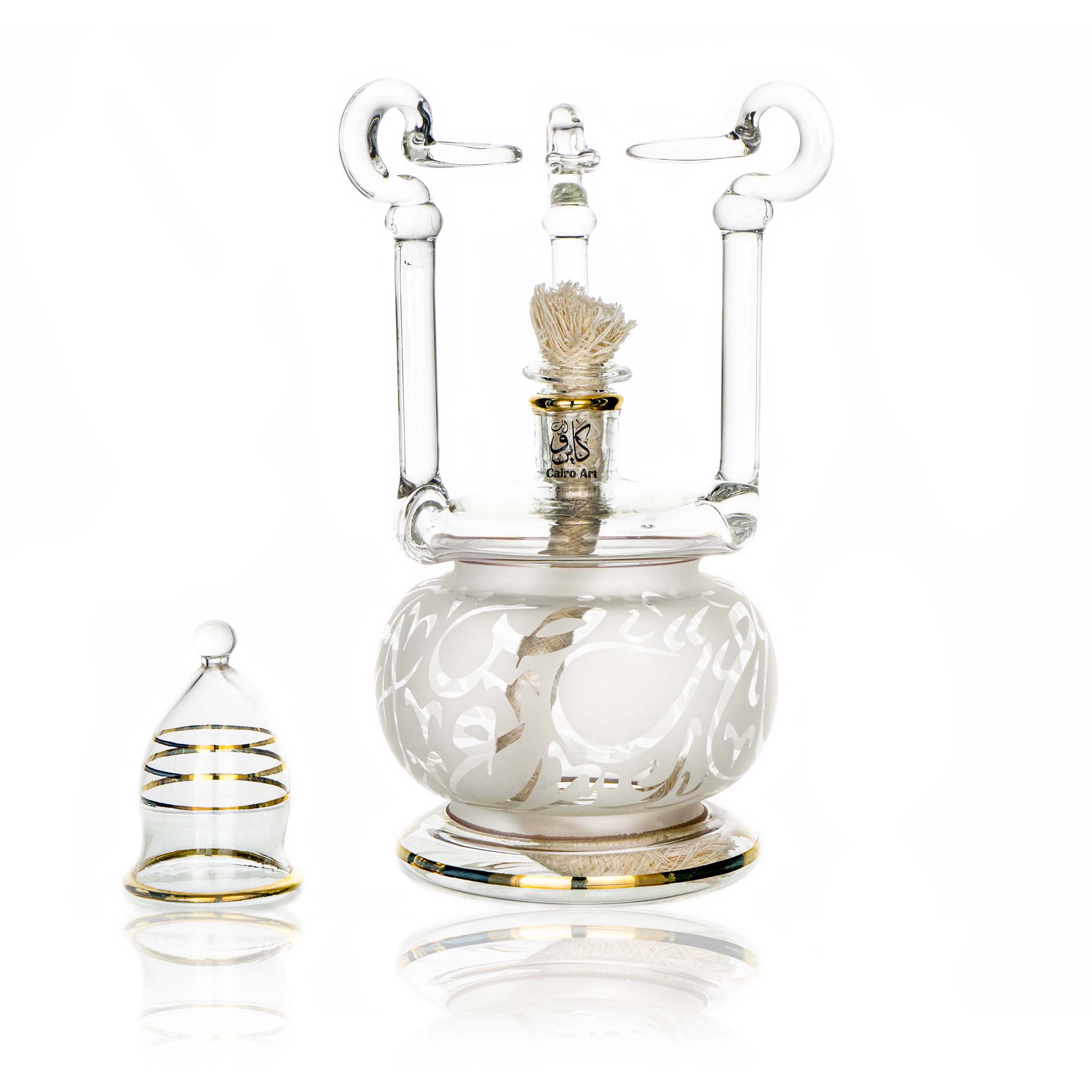 طقم قهوه حروف ابيض دهب اصفر ص