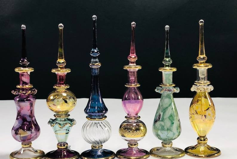 من كل بستان وردة | كولكشن زجاجات عطر هاند ميد – Cairo Art Glass