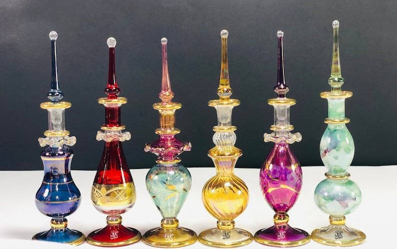 من كل بستان وردة | كولكشن زجاجات عطر هاند ميد – Cairo Art Glass